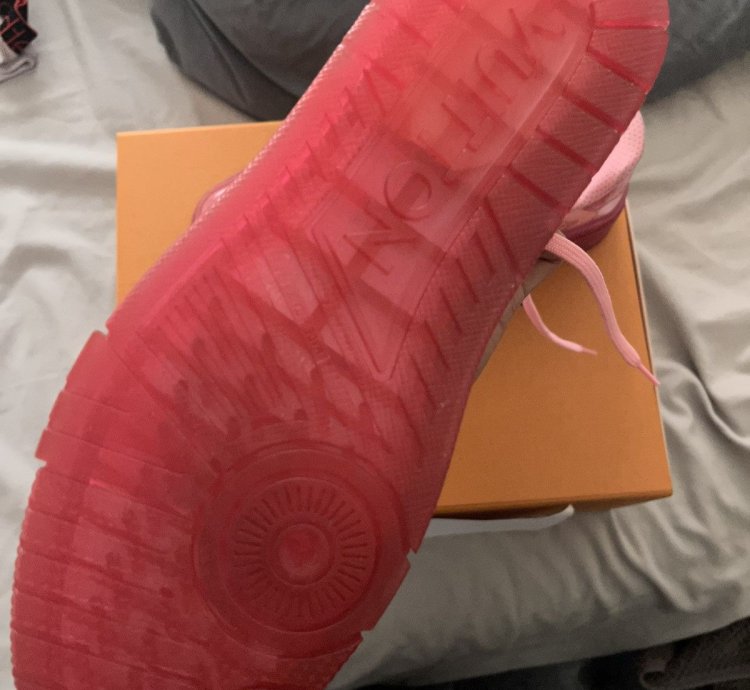 Lv Trainer Sneaker