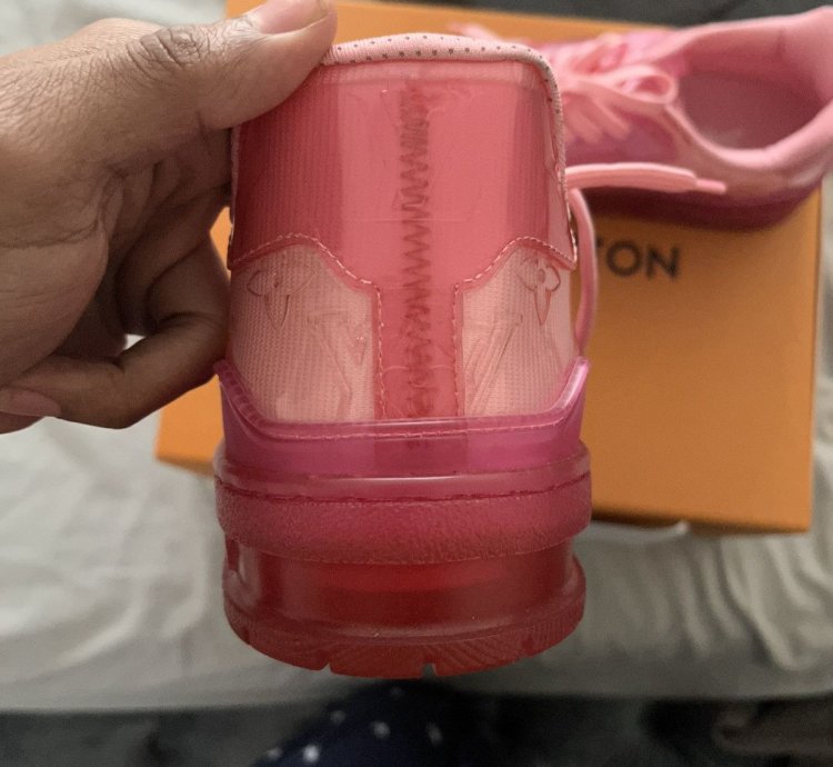 Lv Trainer Sneaker
