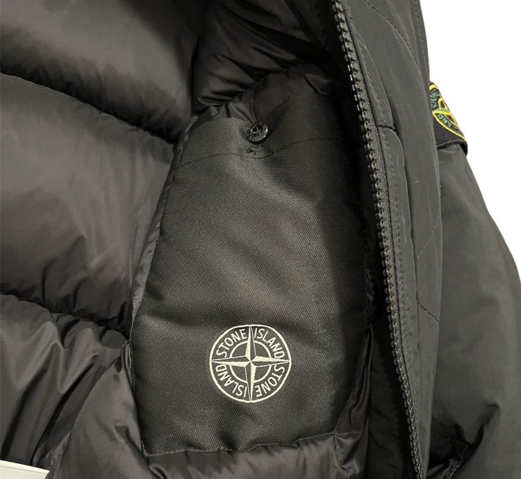 1000 Stone Island Micro Reps Short Down Puffer Jacket