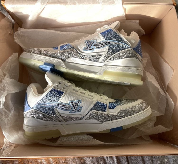 Lv Trainer Sneaker Azur Crystal