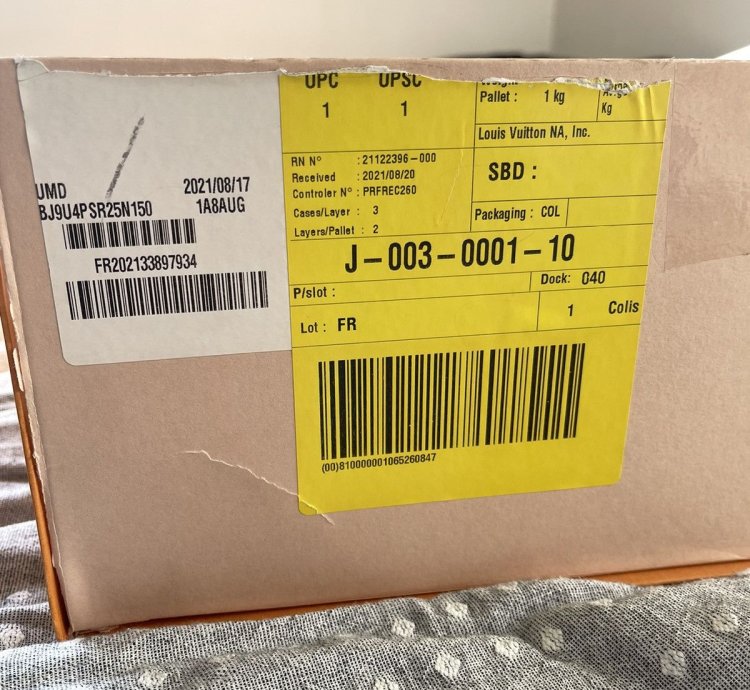 Lv Trainer Sneaker Azur Crystal