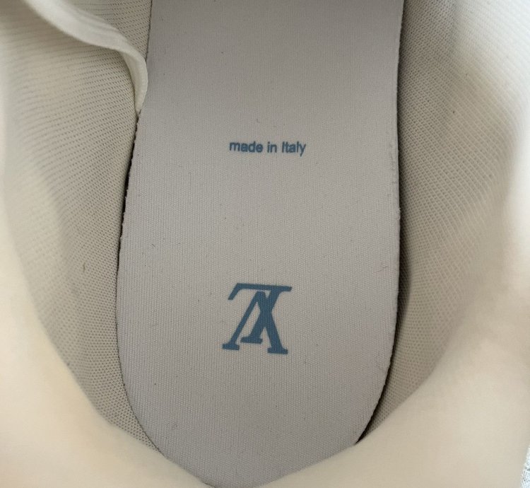 Lv Trainer Sneaker Azur Crystal