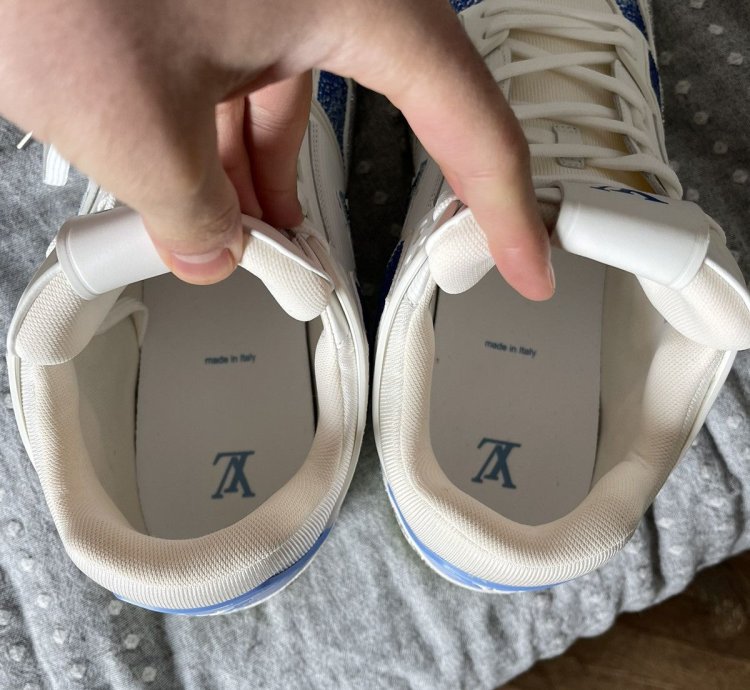 Lv Trainer Sneaker Azur Crystal