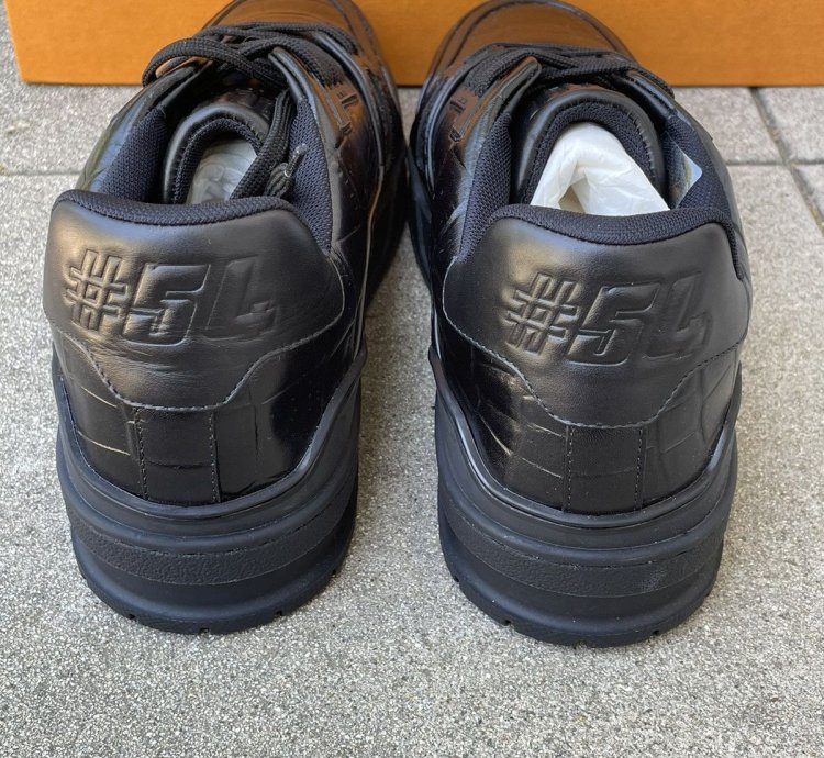 Lv Trainer Sneaker Croc Black Sz Us 9