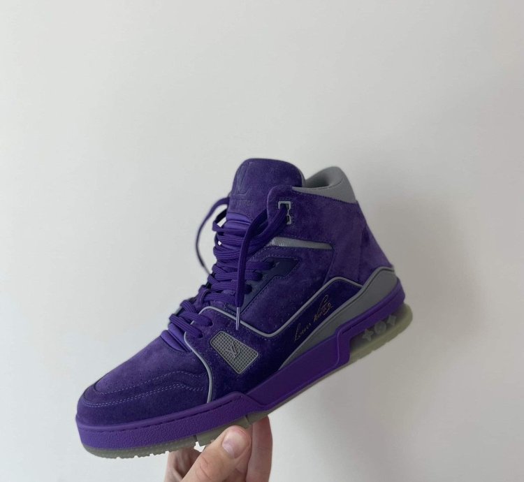 Lv Trainer Sneaker Mid-top