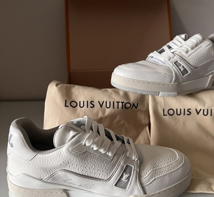 Lv Trainer Triple White