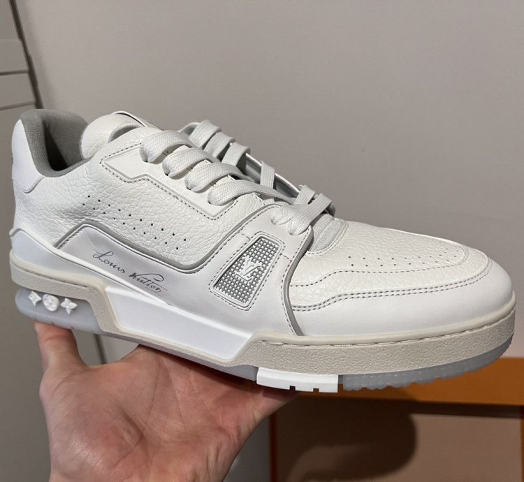 Lv Trainer Triple White