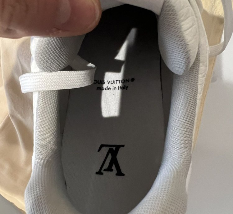 Lv Trainer Triple White