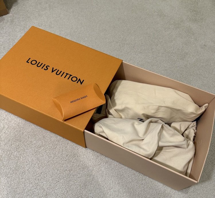 Lv Trainer Violet Mesh