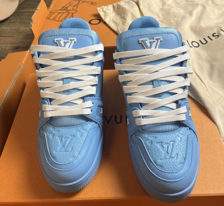 Lv Trainer Virgil University Blue