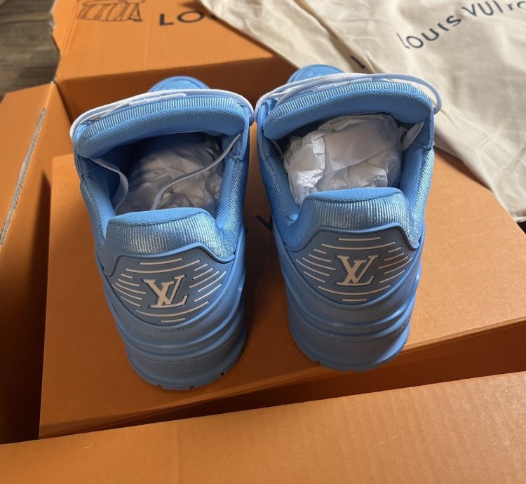 Lv Trainer Virgil University Blue