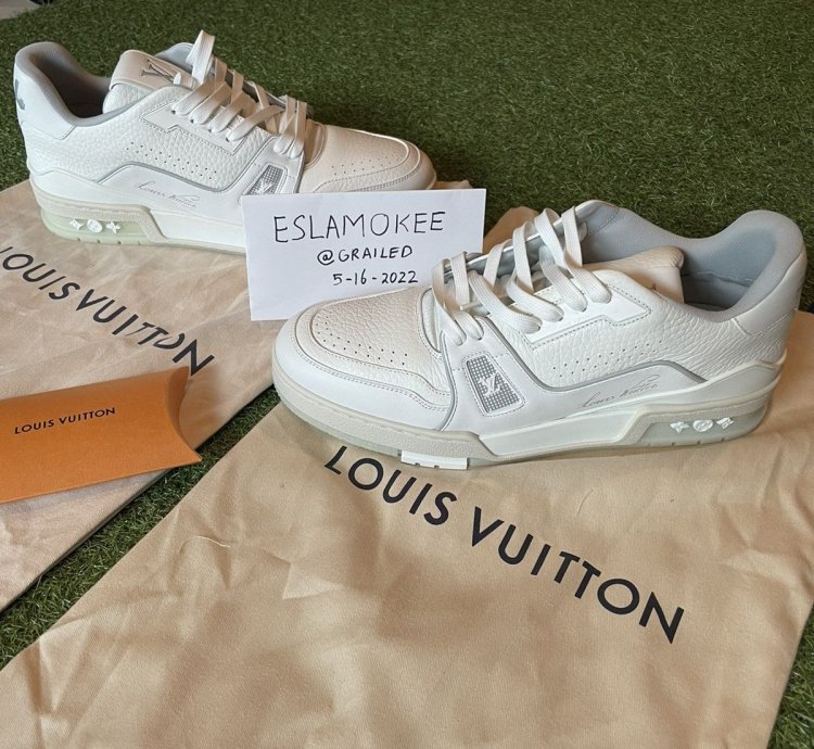 Lv Trainer White
