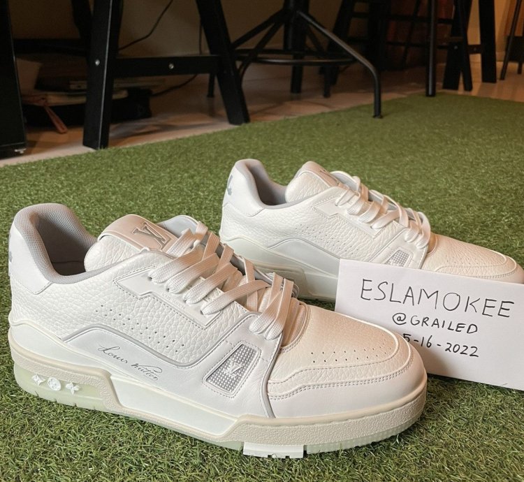 Lv Trainer White