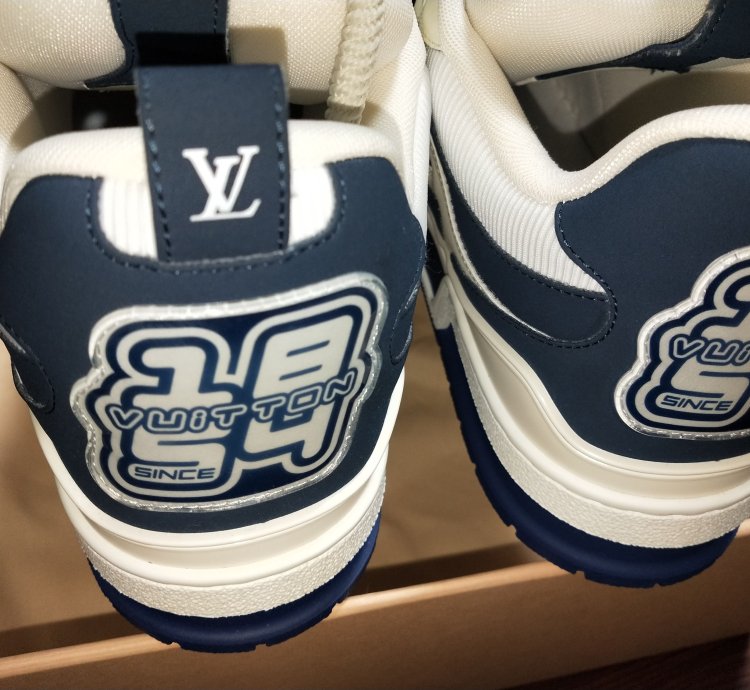 Marine Skate Sneakers