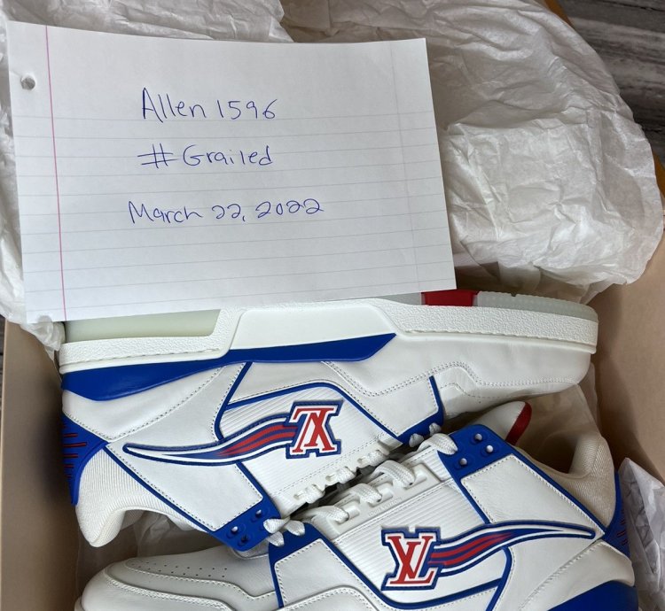 Mens Louis Vuitton Sneaker