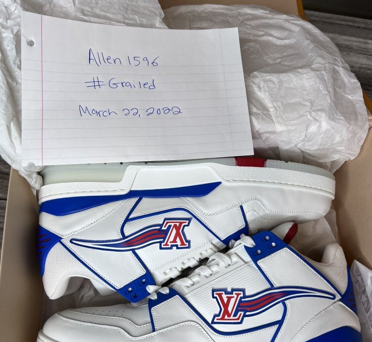 Mens Louis Vuitton Sneaker