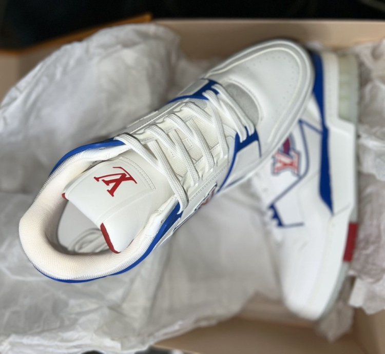 Mens Louis Vuitton Sneaker