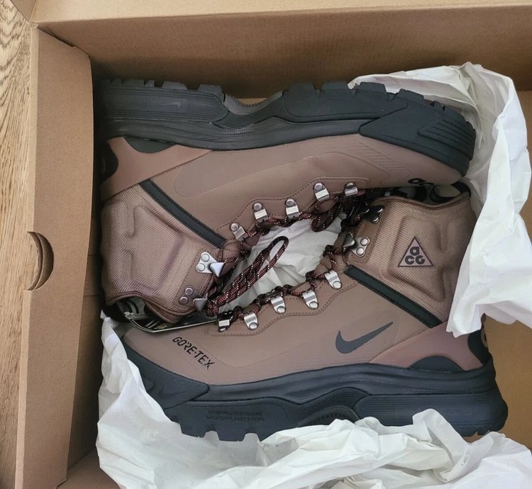 Nike Acg Air Zoom Gaiadome Gore-tex Trails End Brown