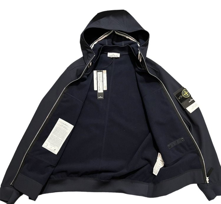 650 Stone Island Soft Shell- Dye Tech Jacket Si Jacket