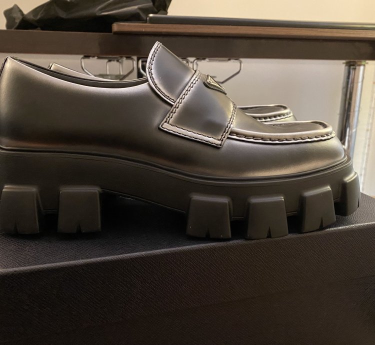 Monolith Loafer Ombr Brushed