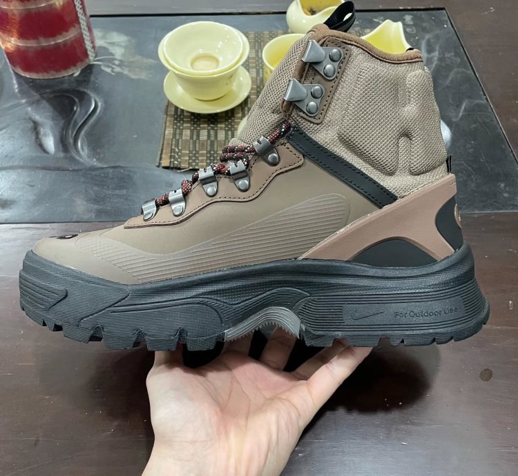 Nike Acg Air Zoom Gaiadome Gore-tex Trails End Brown