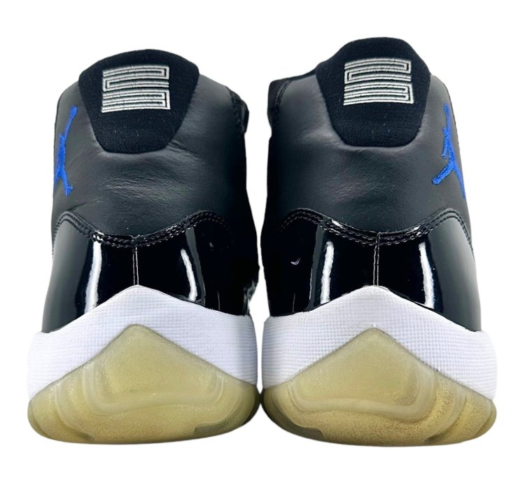 11 Retro Space Jam 2009