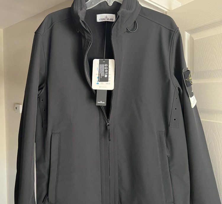 Black Field Jacket Hood