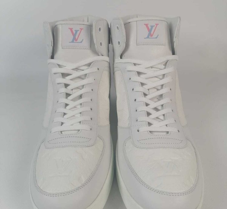 New Authentic Louis Vuitton Rivoli Sneaker Boot Monogram