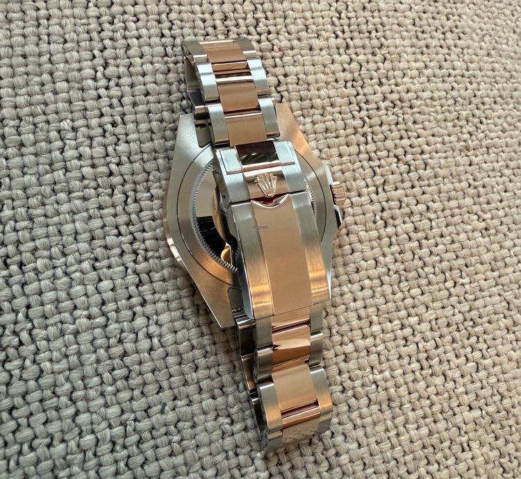 Rolex Gmt-master Ii Oyster 40mm Oystersteel And Everose Gold 2025 Unworn