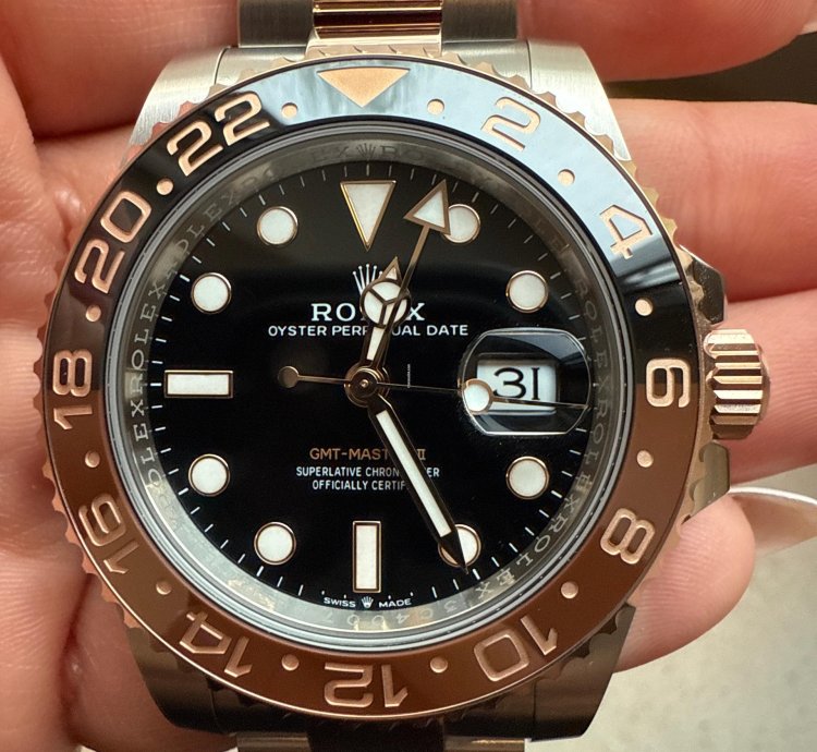 Rolex Gmt-master Ii Oyster 40mm Oystersteel And Everose Gold 2025 Unworn