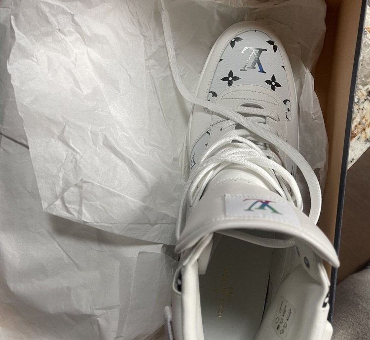 New Hi-top Rivoli Monogram Sneaker