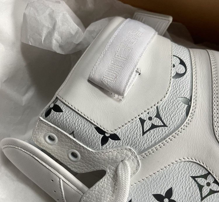 New Hi-top Rivoli Monogram Sneaker