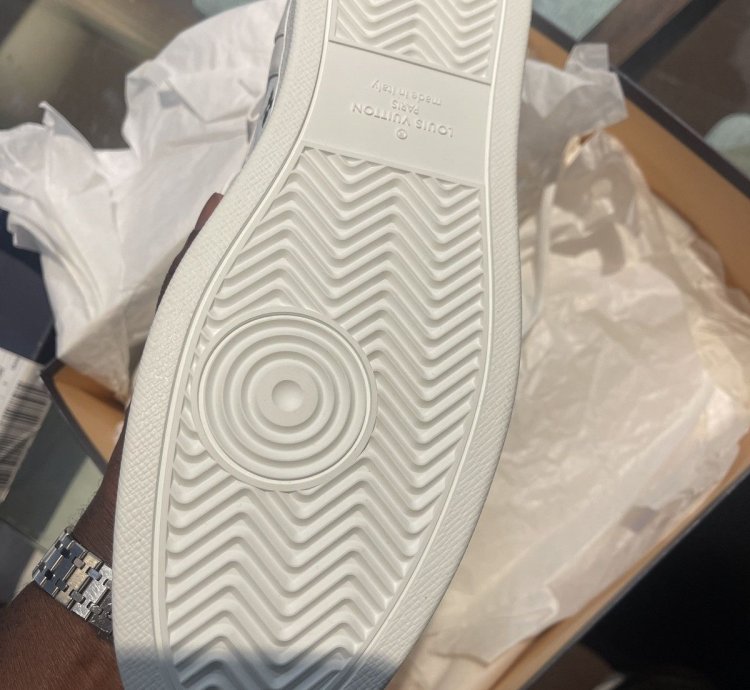 New Hi-top Rivoli Monogram Sneaker