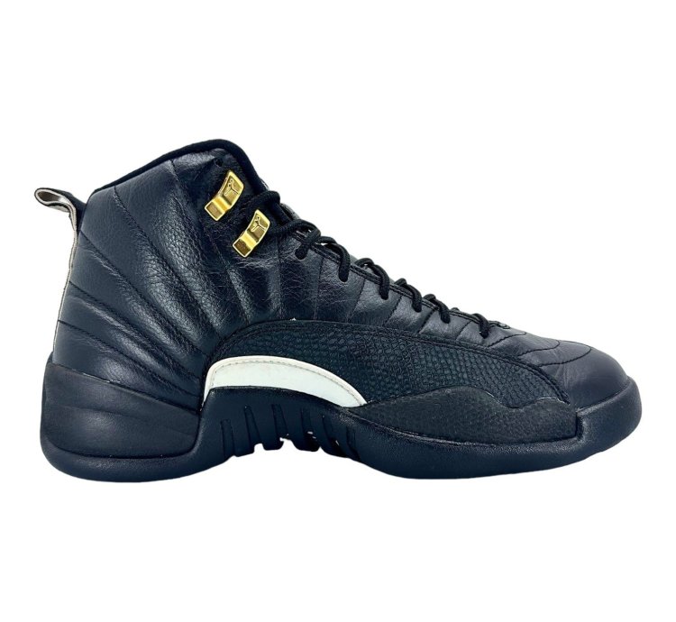 12 Retro The Master