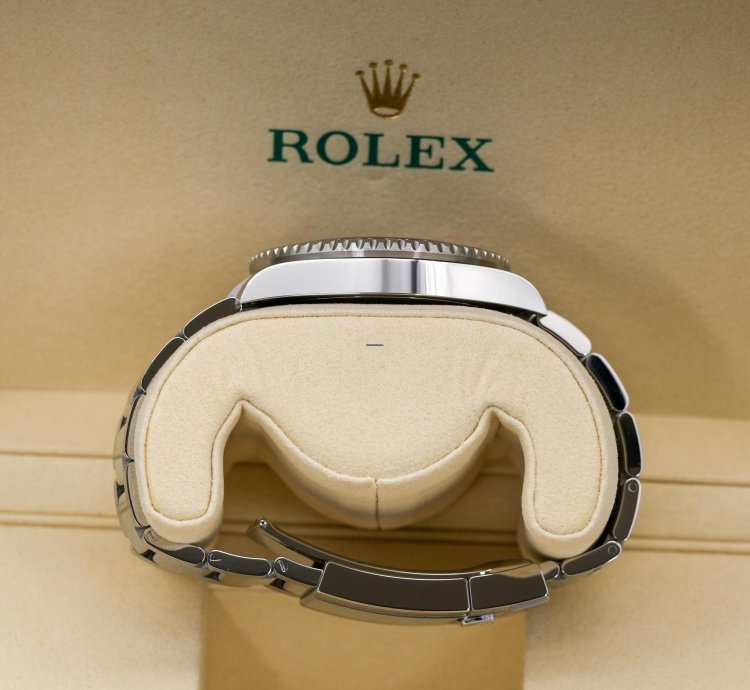 Rolex Gmt-master Ii Pepsi 126710blro 2025 New Box Papers