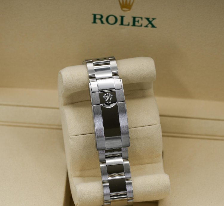 Rolex Gmt-master Ii Pepsi 126710blro 2025 New Box Papers