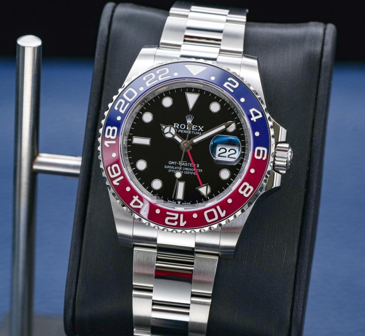 Rolex Gmt-master Ii Pepsi 126710blro 2025 New Box Papers