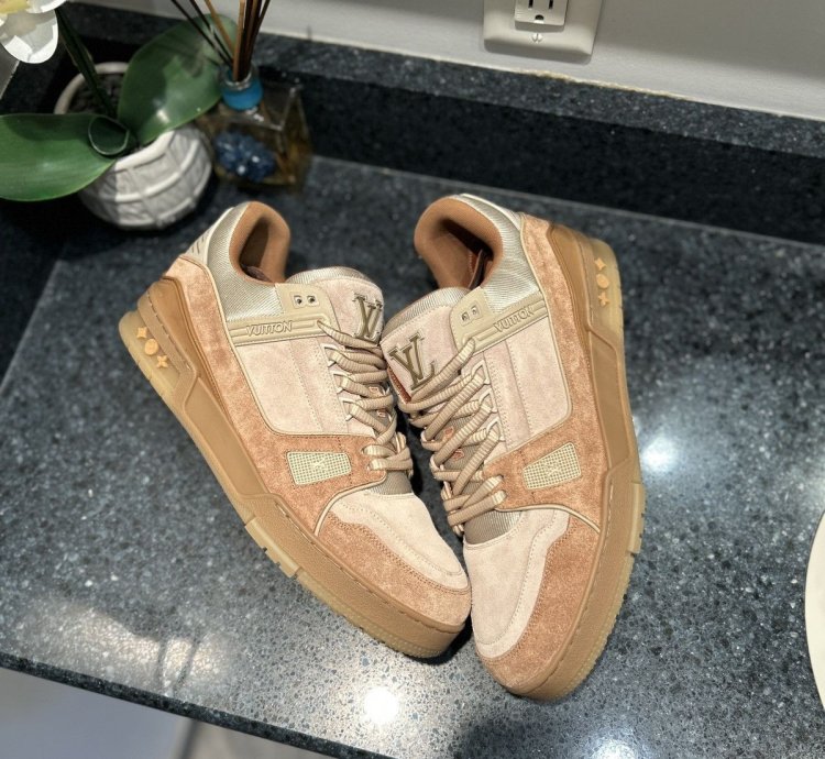 New Louis Vuitton Trainer Brown Tan Size 10lv Rare