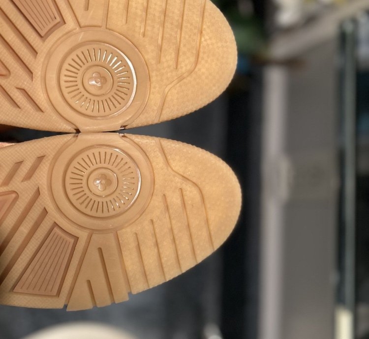 New Louis Vuitton Trainer Brown Tan Size 10lv Rare