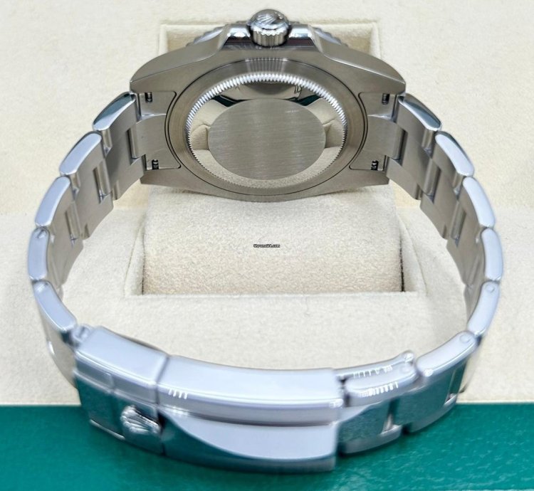 Rolex Gmt-master Ii Pepsi 126710blro Unworn Full Set
