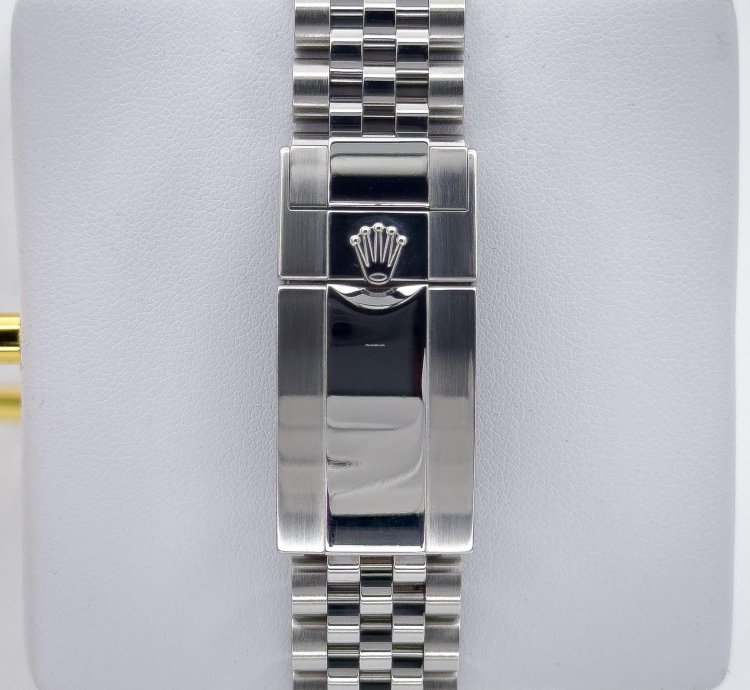 Rolex Gmt-master Ii Pepsi 2024 Mint Full Set Jubilee 126710blro