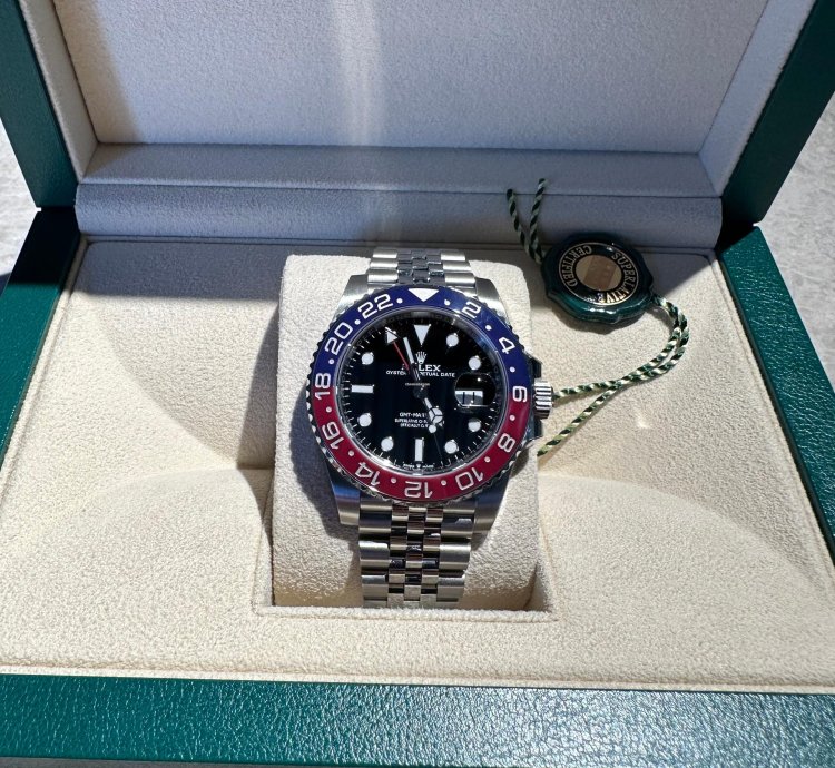 Rolex Gmt-master Ii Pepsi 26710blro