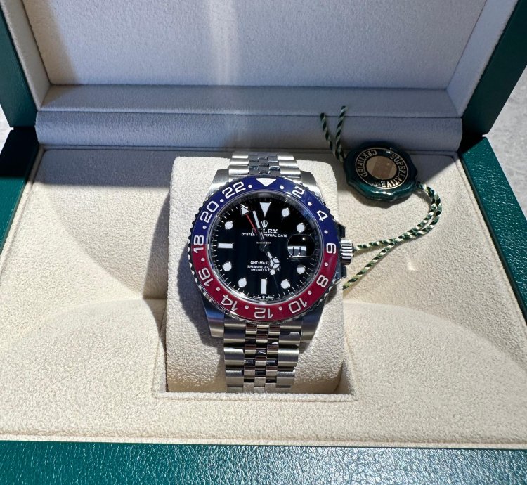Rolex Gmt-master Ii Pepsi 26710blro