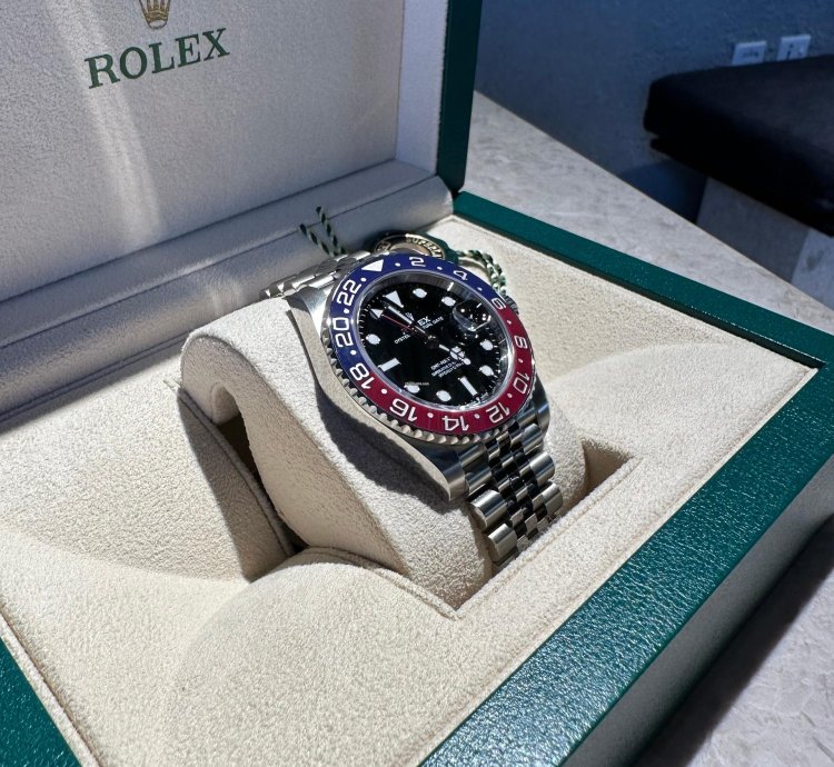 Rolex Gmt-master Ii Pepsi 26710blro