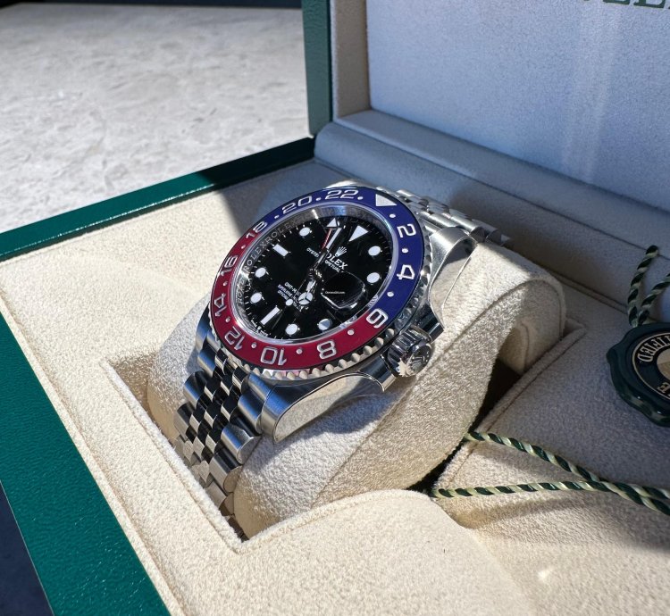 Rolex Gmt-master Ii Pepsi 26710blro