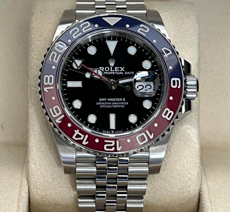 Rolex Gmt-master Ii Pepsi Gmt Jubilee Bracelet 2021 Mint 126710blro