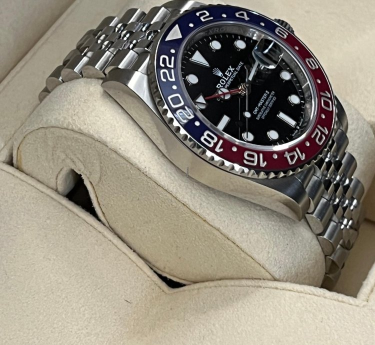 Rolex Gmt-master Ii Pepsi Gmt Jubilee Bracelet 2021 Mint 126710blro