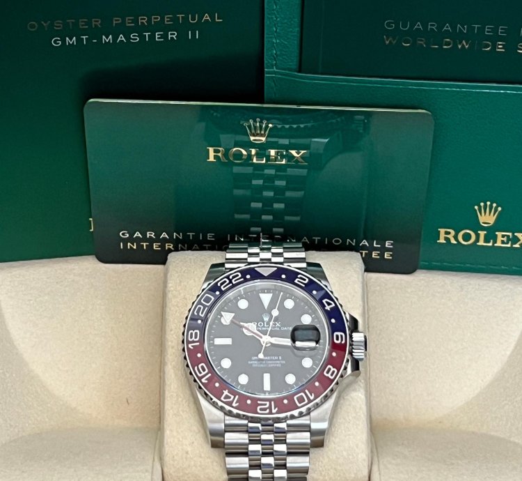 Rolex Gmt-master Ii Pepsi Gmt Jubilee Bracelet 2021 Mint 126710blro