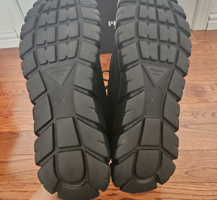 New Rush Knit Sneakers