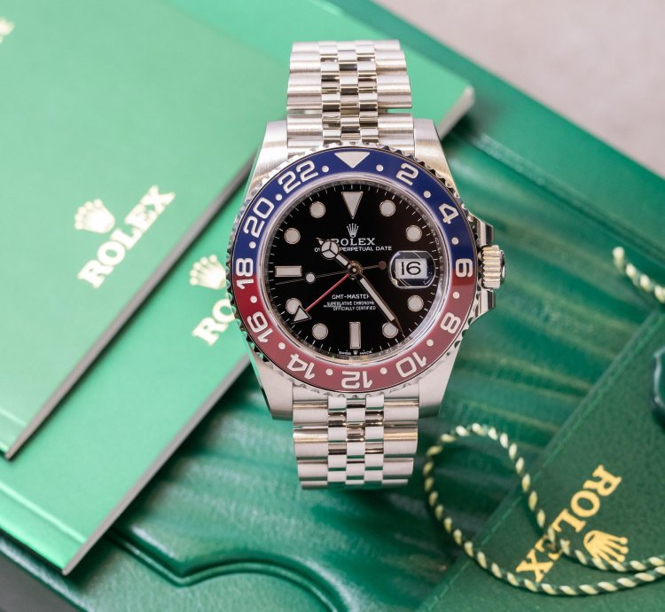 Rolex Gmt-master Ii Pepsi Lc100 New Unworn Box And Papers 2019 126710blro